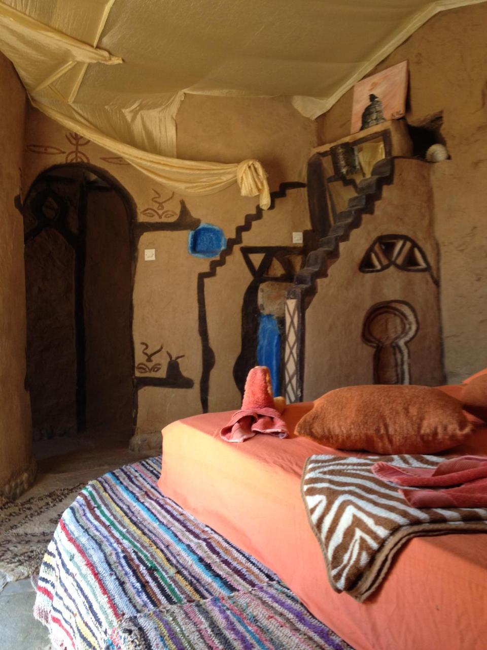 Maison Boutchrafine Erfoud Bagian luar foto